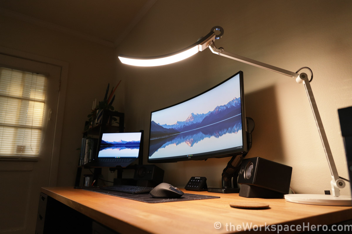 How Many Lumens Should Your Desk Lamp Have